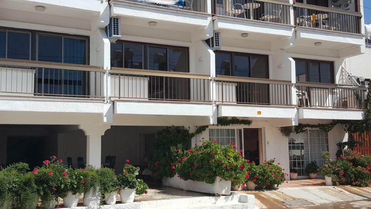 Manoli Apartments Ayia Napa Eksteriør billede