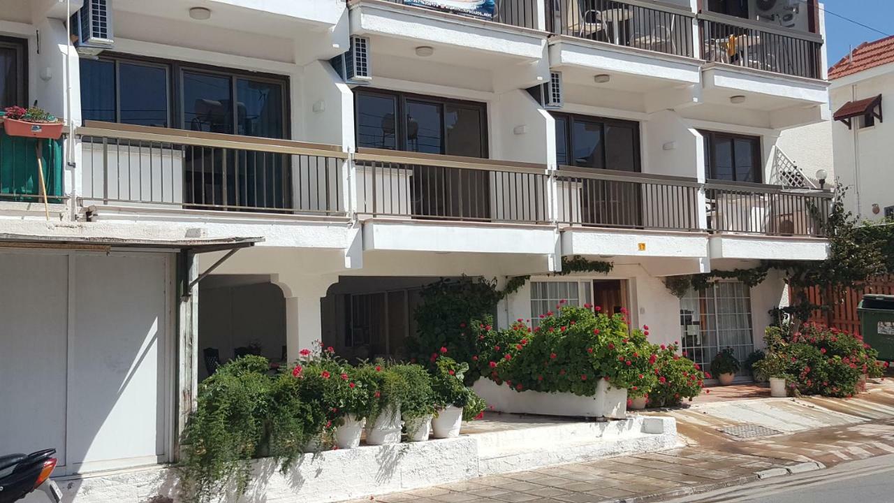 Manoli Apartments Ayia Napa Eksteriør billede